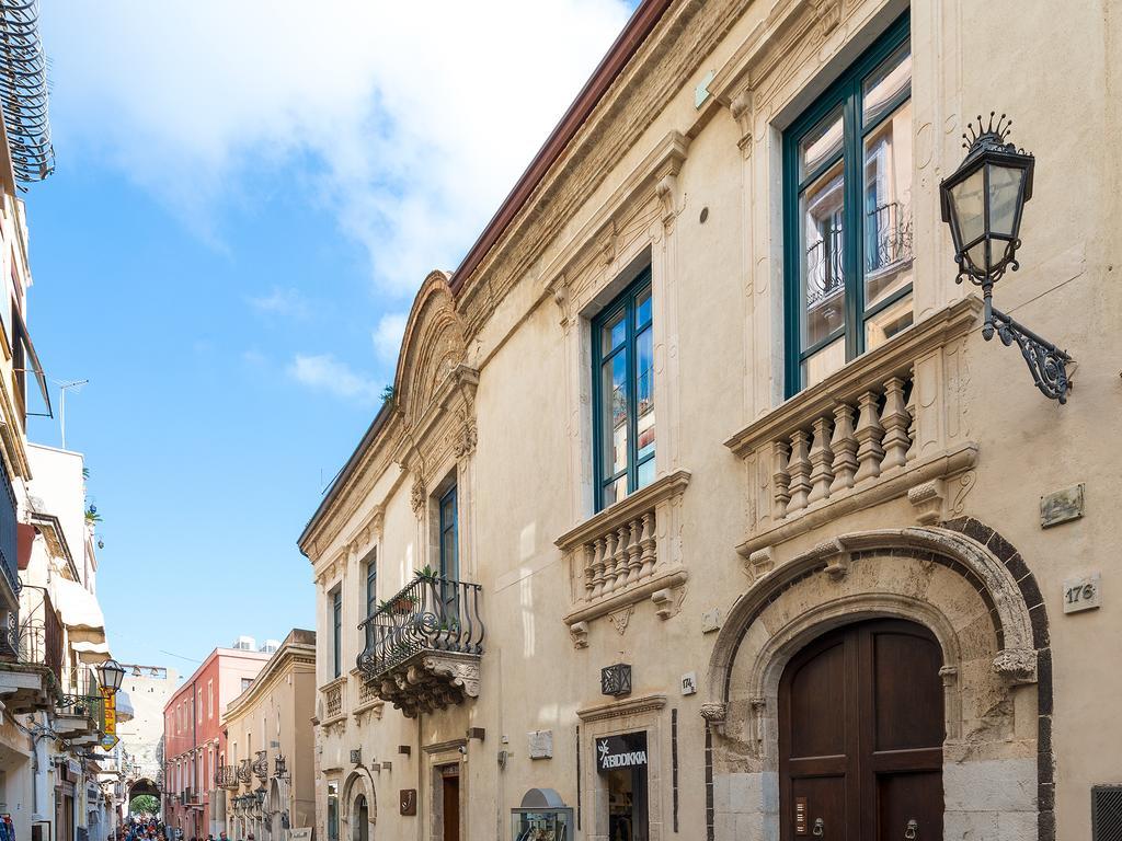 Varo Apartment Taormina Eksteriør billede