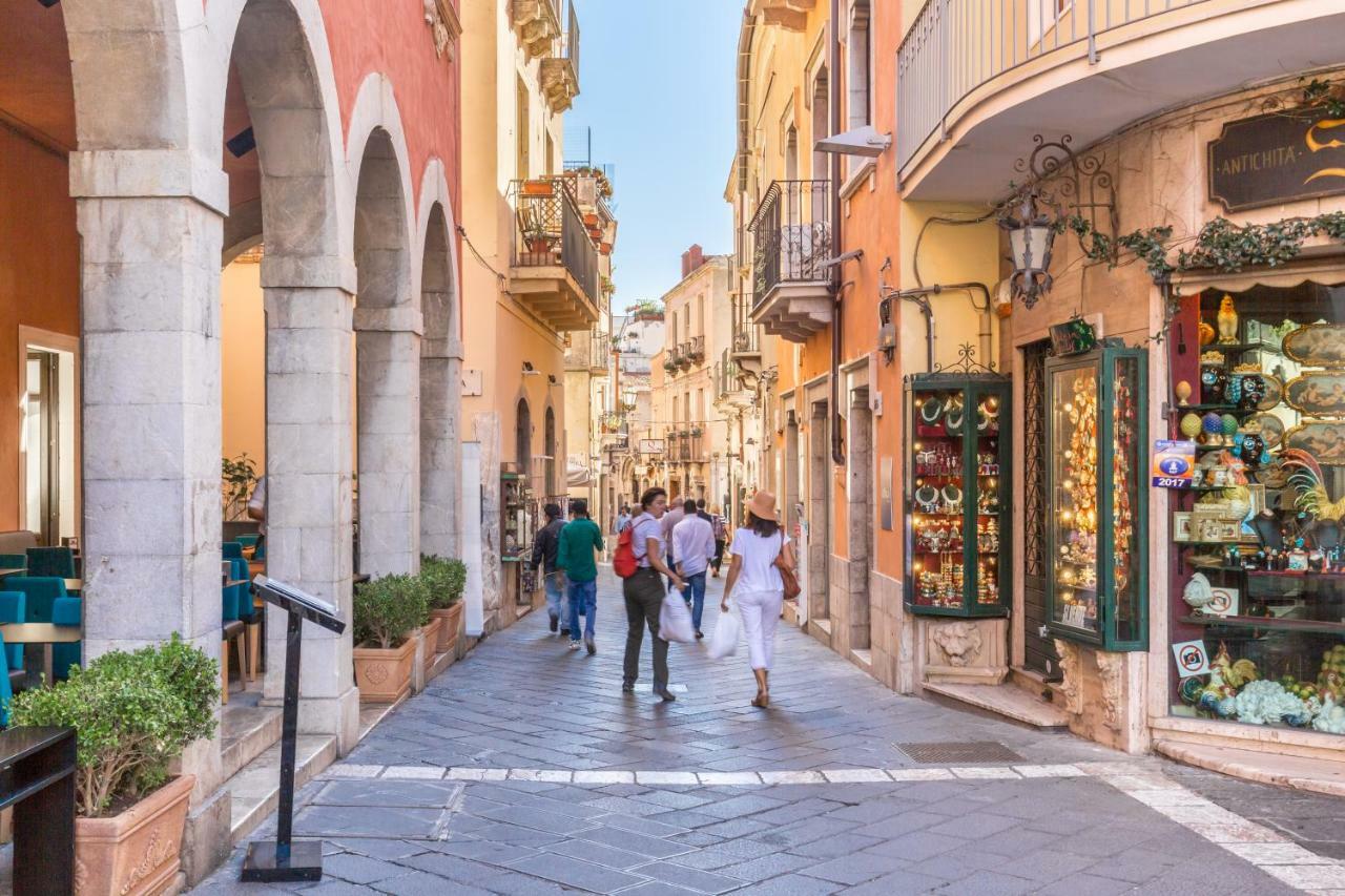 Varo Apartment Taormina Eksteriør billede